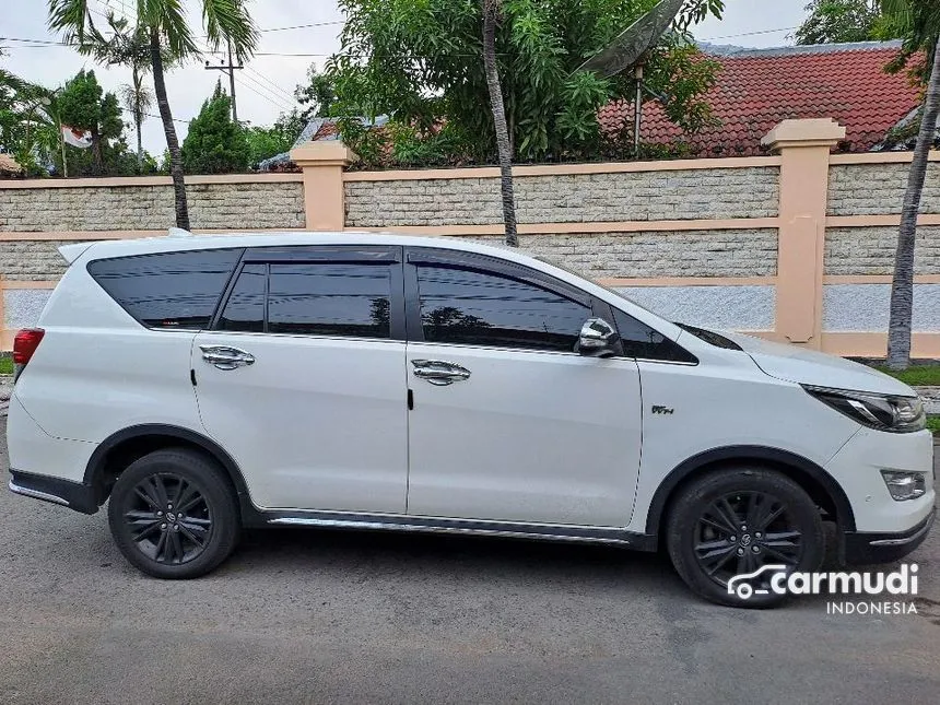 2017 Toyota Innova Venturer Wagon