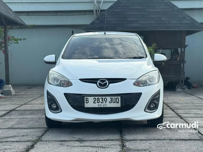 2013 Mazda 2 R Hatchback