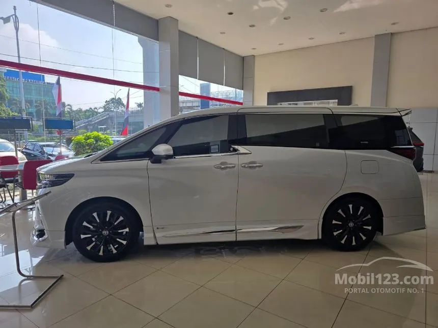 2025 Toyota Alphard HEV (Premium Color) MPV