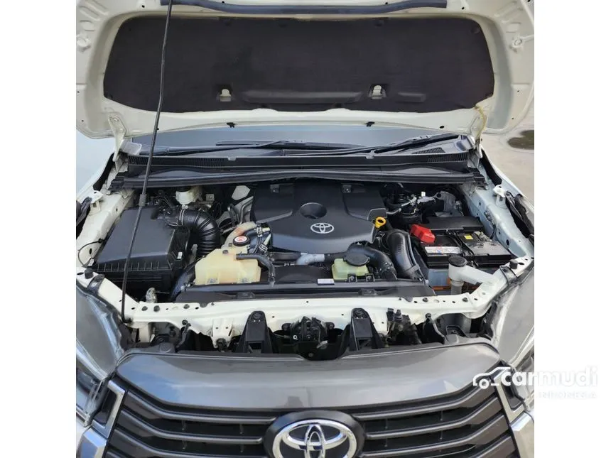 2022 Toyota Kijang Innova V MPV