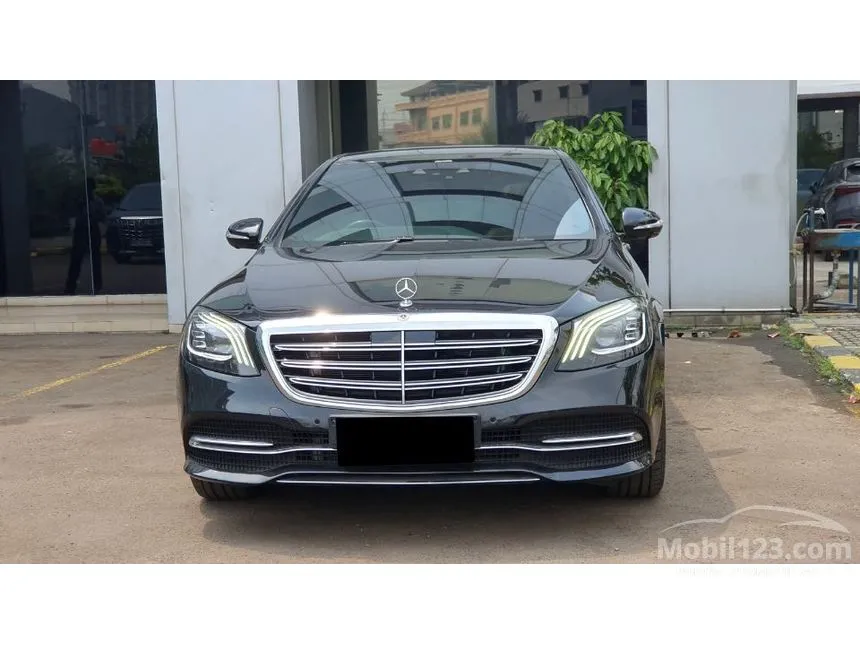 2018 Mercedes-Benz S450L Sedan