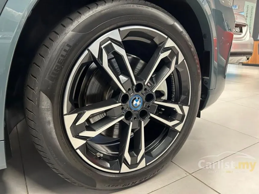 2023 BMW iX1 xDrive30 M Sport SUV