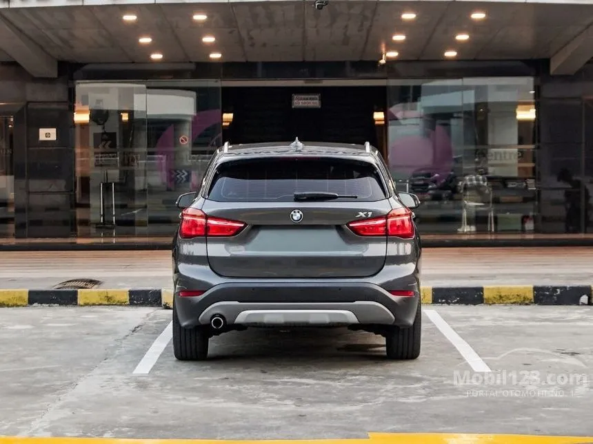 2017 BMW X1 sDrive18i xLine SUV