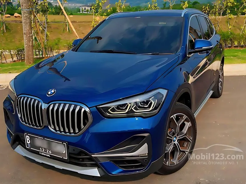 Jual Mobil BMW X1 2021 sDrive18i xLine 1.5 di DKI Jakarta Automatic SUV Biru Rp 659.000.000