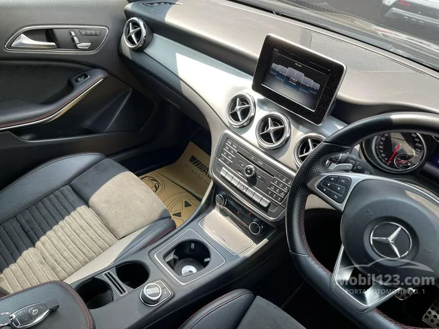 2018 Mercedes-Benz GLA200 AMG SUV