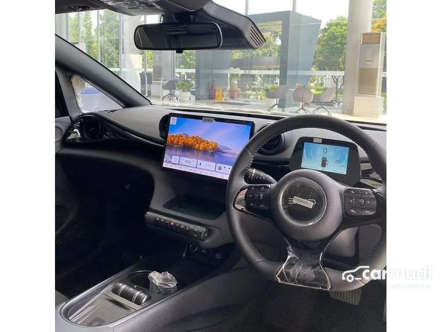 2025 BYD Dolphin Dynamic Standard Range Hatchback