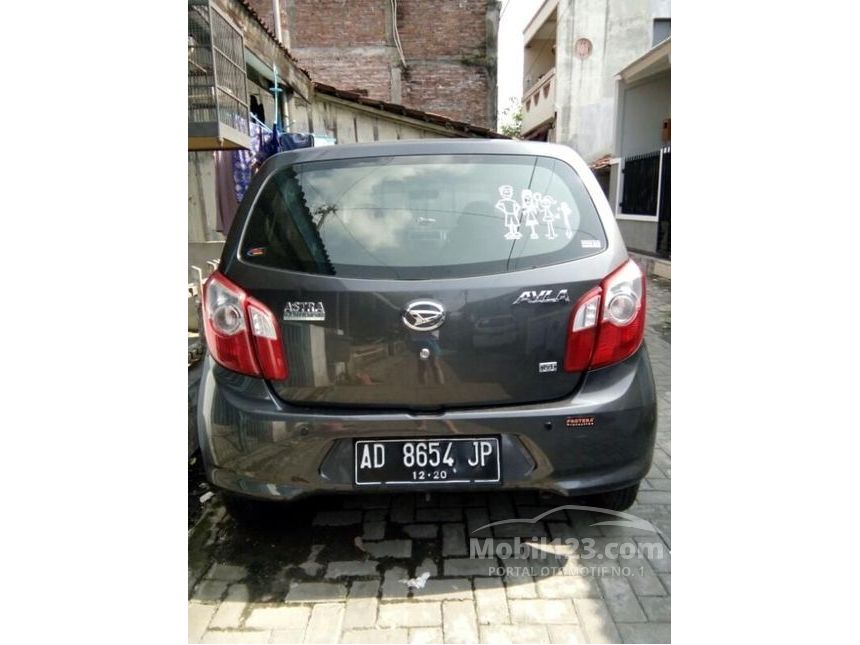 Jual Mobil  Daihatsu Ayla  2021 M 1 0 di Jawa Tengah Manual 