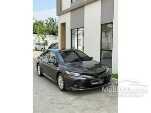 2020 Toyota Camry 2.5 V Sedan