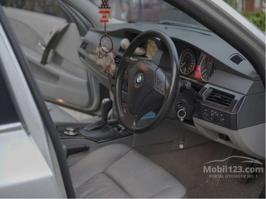 Jual Mobil  BMW  520i 2004  E60  2 2 di DKI Jakarta Automatic 