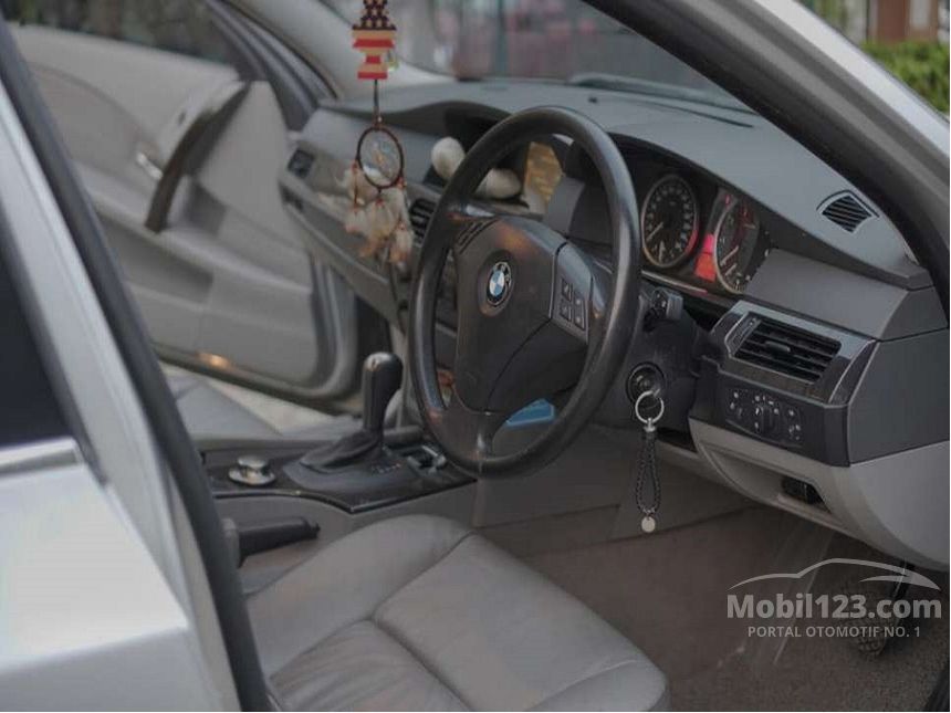 Jual Mobil  BMW  520i  2004  E60  2 2 di DKI Jakarta Automatic 