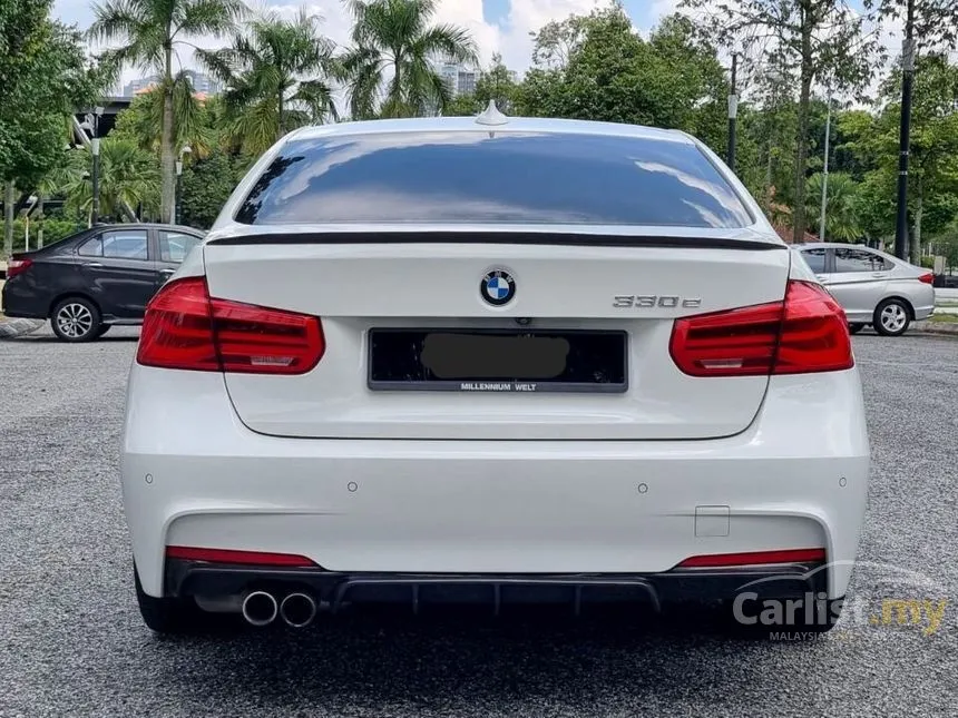 2019 BMW 330e M Sport Sedan