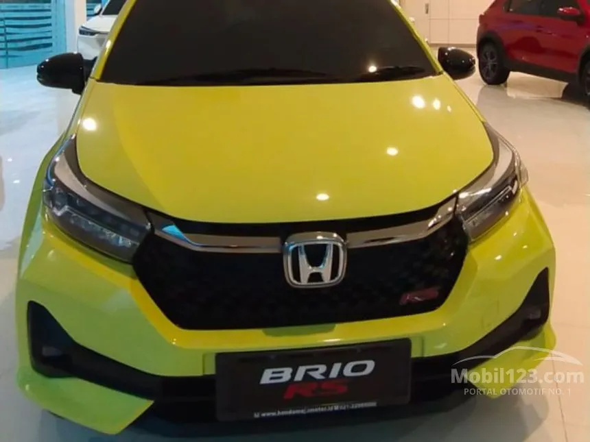 Jual Mobil Honda Brio 2024 RS 1.2 di Jawa Barat Automatic Hatchback Kuning Rp 253.100.000