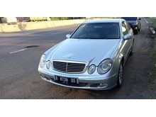 Mercedes-Benz E240 AT 2004