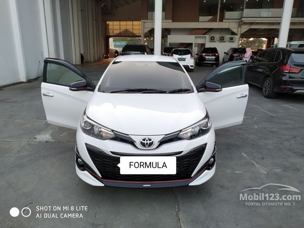 Toyota Yaris TRD Sportivo Mobil  Bekas  Baru  dijual  di 