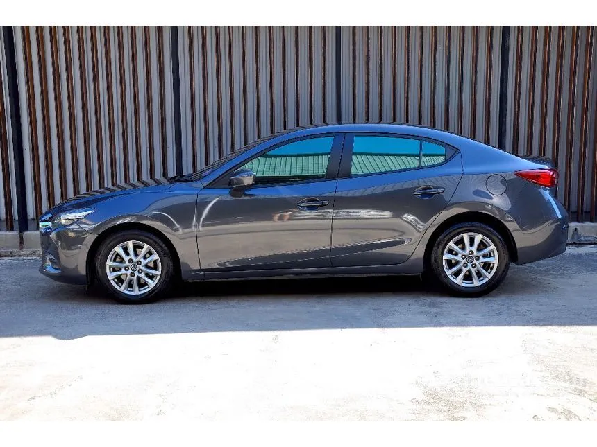 2017 Mazda 3 E Sedan