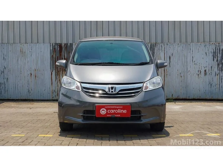 Jual Mobil Honda Freed 2013 E 1.5 di Banten Automatic MPV Abu