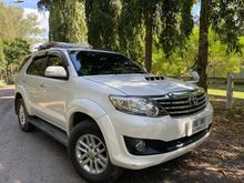 2014 Toyota Fortuner 3.0 (ปี 12-15) V SUV AT