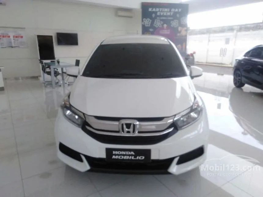 Jual Mobil Honda Mobilio 2023 S 1.5 di Jawa Timur Manual MPV Putih Rp 203.400.000