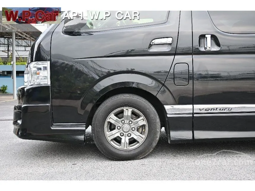 2019 Toyota VENTURY V Van