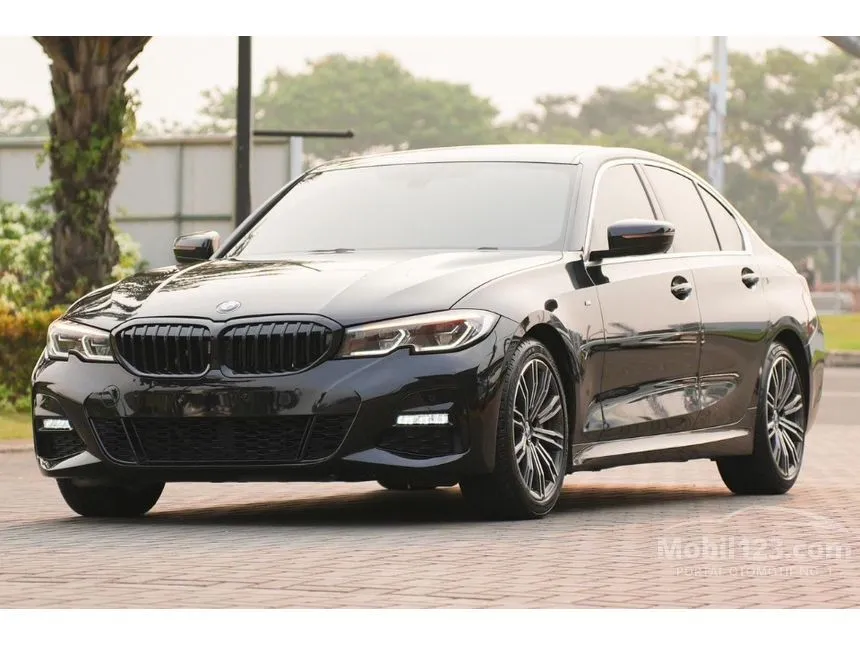 2020 BMW 330i M Sport Sedan