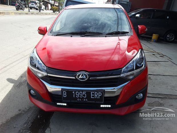 Daihatsu Mobil  bekas  dijual  di Cikarang  Jawa barat 