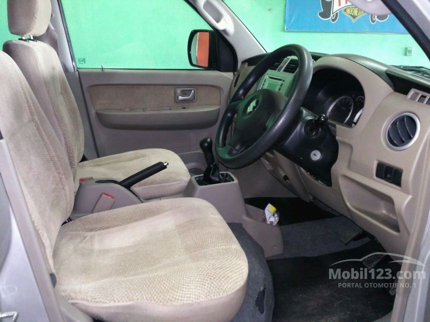 2012 Suzuki APV MPV Minivans