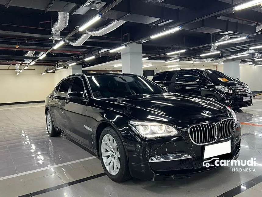 2014 BMW 730Li Sedan