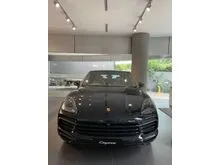 2022 Porsche Cayenne E-Hybrid Coupe 3.0 , Jet Black Metallic, PENGIRIMAN SELURUH INDONESIA