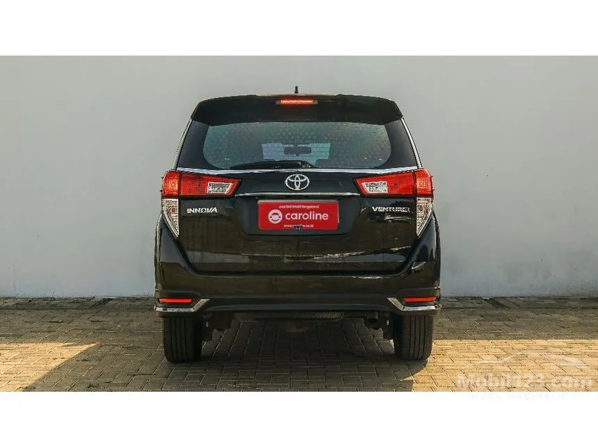 2021 Toyota Kijang Innova Venturer MPV