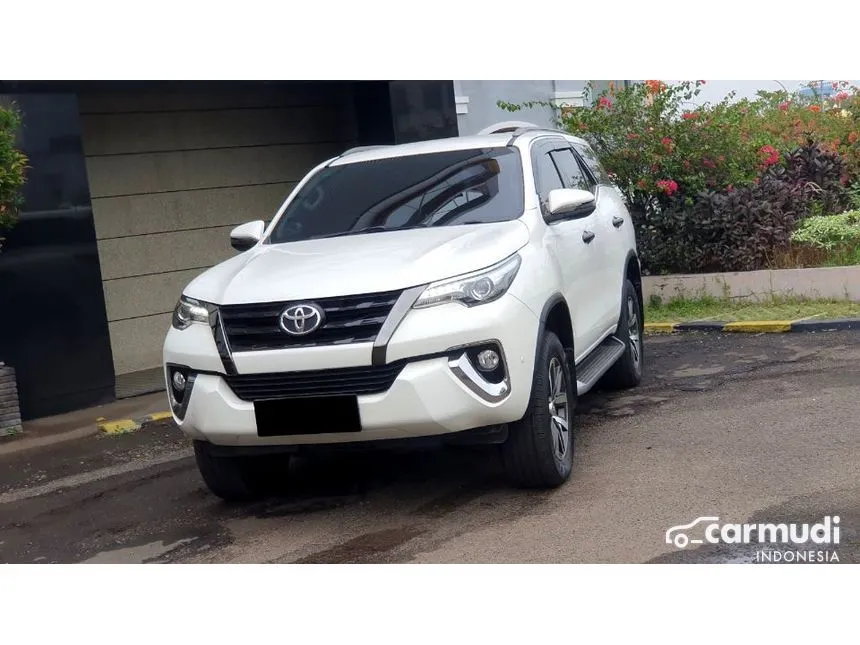 2019 Toyota Fortuner VRZ 4X2 SUV