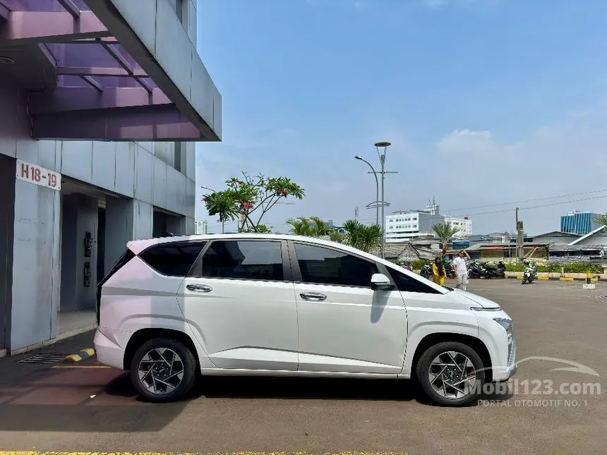 2023 Hyundai Stargazer Prime MPV