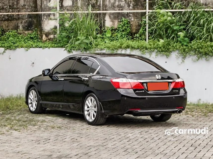 2013 Honda Accord VTi-L Sedan