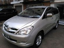 Toyota Innova 2.0 MPV Minivans 2006