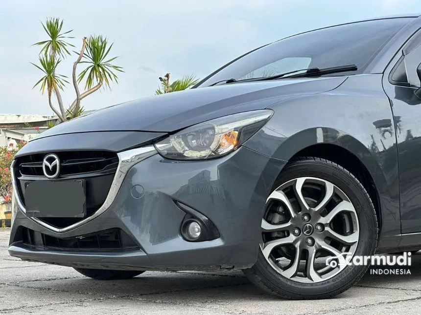 2015 Mazda 2 R Hatchback