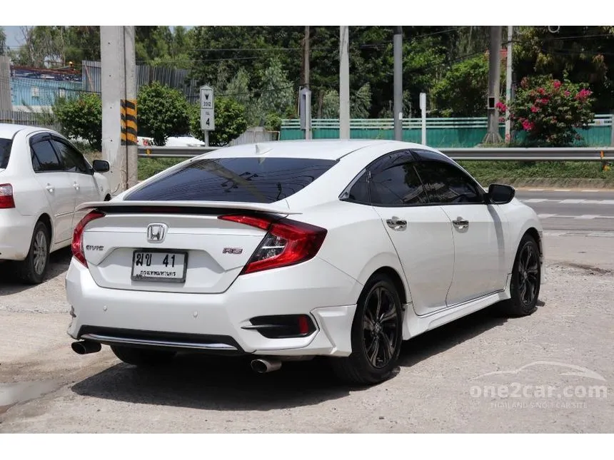 2019 Honda CIVIC Turbo RS Sedan
