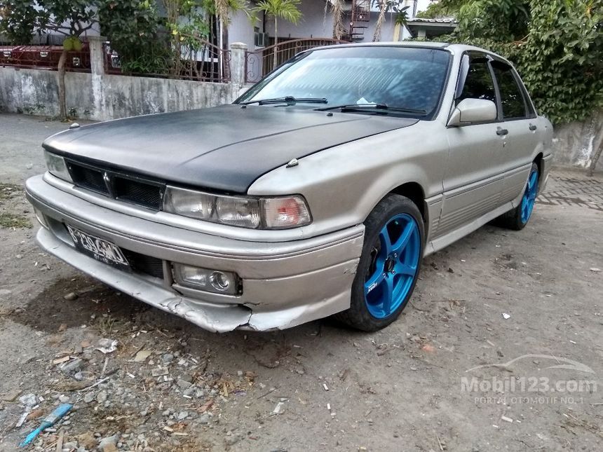 Jual Mobil Mitsubishi Eterna 1990 2.0 di Yogyakarta Manual 