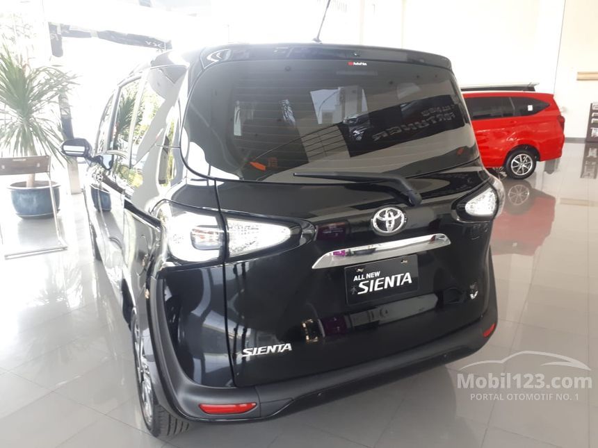 Jual Mobil  Toyota  Sienta  2019 V 1 5 di DKI Jakarta 