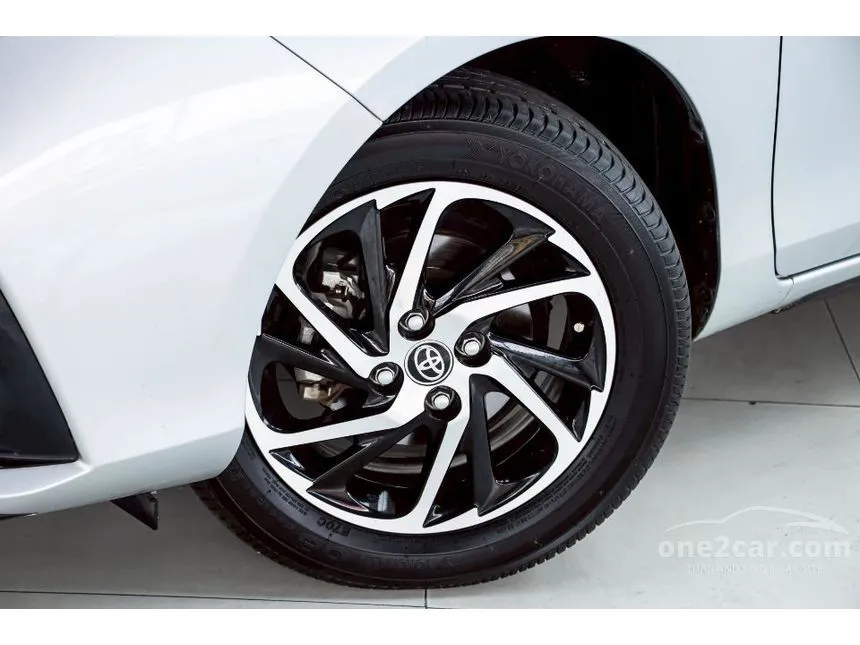 2022 Toyota YARIS Sport Hatchback