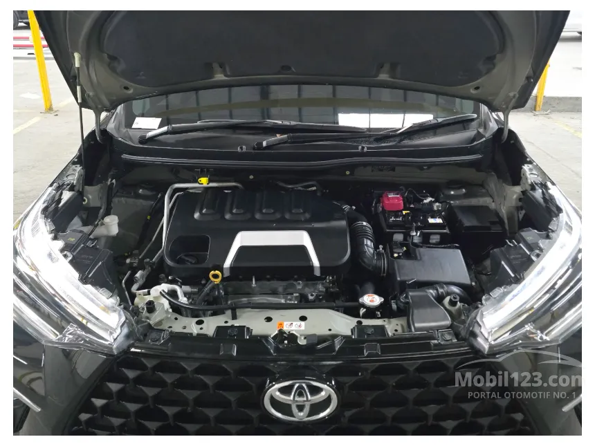 2025 Toyota Veloz Q (Premium Color) MPV