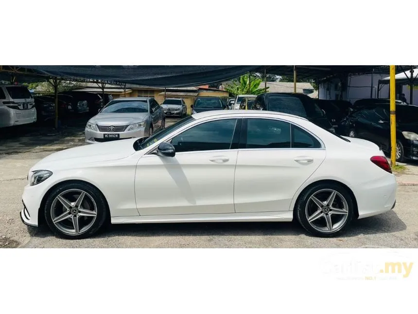 2017 Mercedes-Benz C200 AMG Sedan