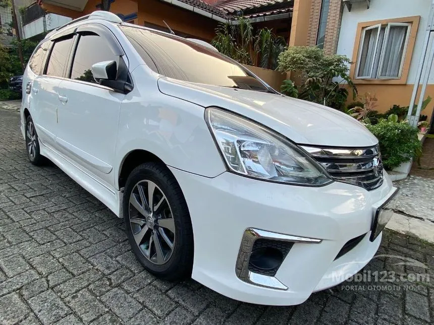 Jual Mobil Nissan Grand Livina 2015 Highway Star Autech 1.5 di Jawa Barat Automatic MPV Putih Rp 135.000.000