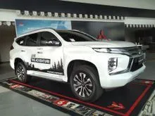 2022 Mitsubishi Pajero Sport 2.4 Dakar SUV