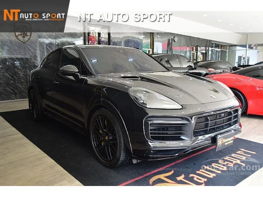 2023 Porsche CAYENNE GTS SUV