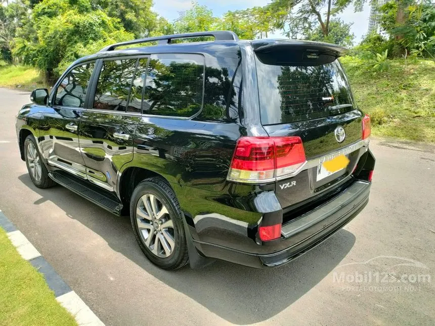 2019 Toyota Land Cruiser VX-R SUV