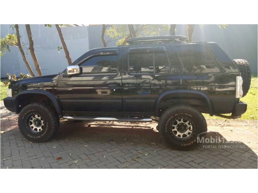 Jual Mobil Nissan Terrano 2003 Kingsroad K1 2.4 di Jawa 