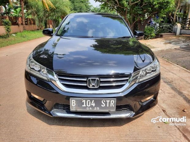 Beli Mobil Honda  Accord  Baru Bekas  Kisaran Harga 