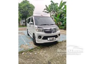2015 Daihatsu Luxio 1.5 X Van
