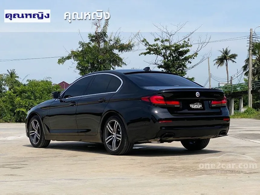 2022 BMW 530e Elite Sedan