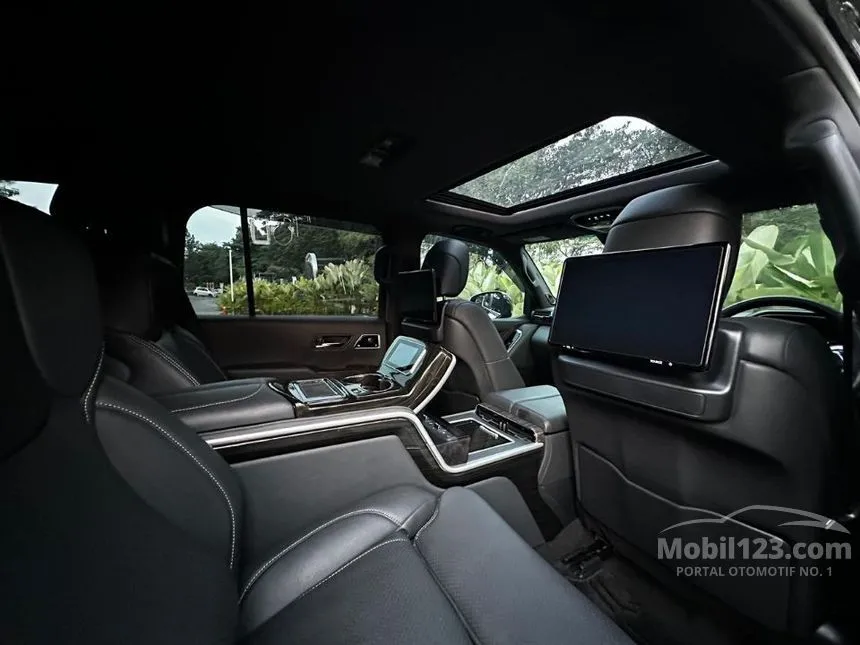 2025 Toyota Land Cruiser 300 VX-R (Premium Colour) SUV