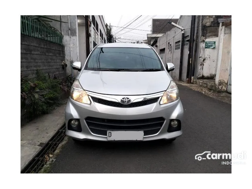 2013 Toyota Avanza Veloz MPV